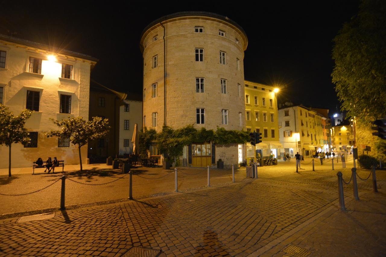 Готель Torrione Тренто Екстер'єр фото