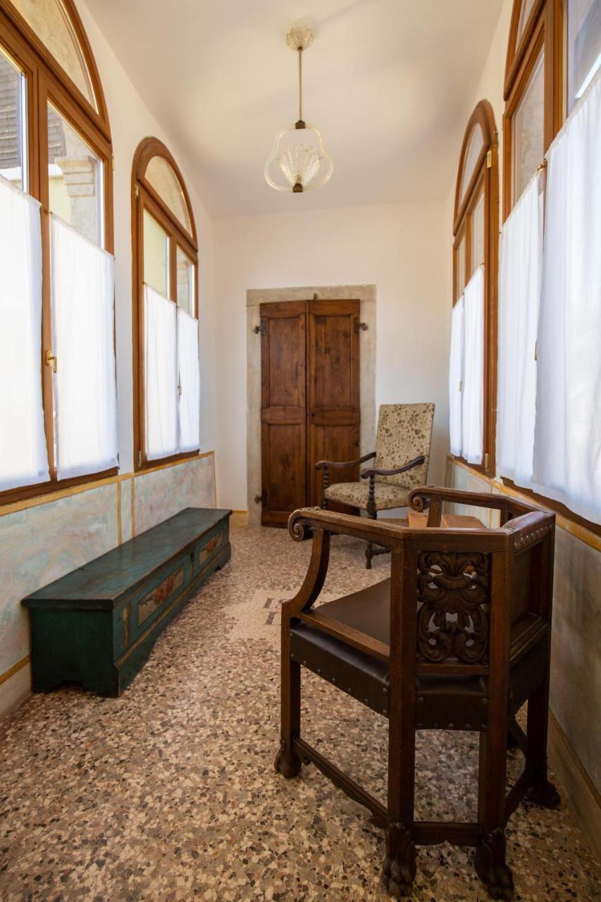 Готель Torrione Тренто Екстер'єр фото